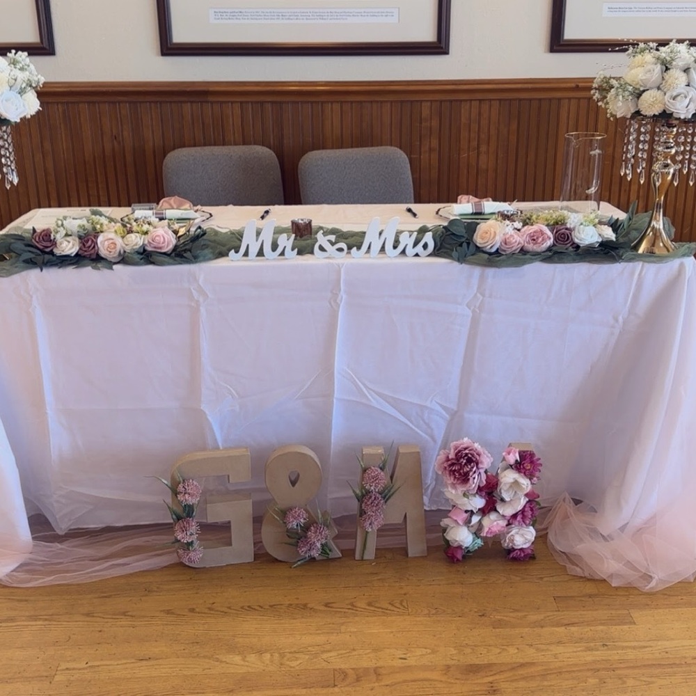 Ivory Rectangular Tablecloth - Picture 2 of 2